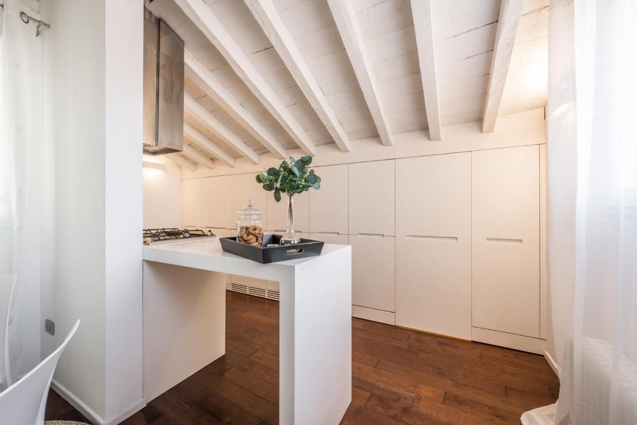 Emilia Suite Urban Modena Exterior foto